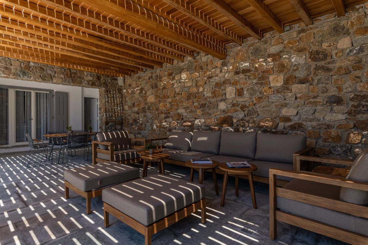 Sara Mykonos Psarou (Mykonos)